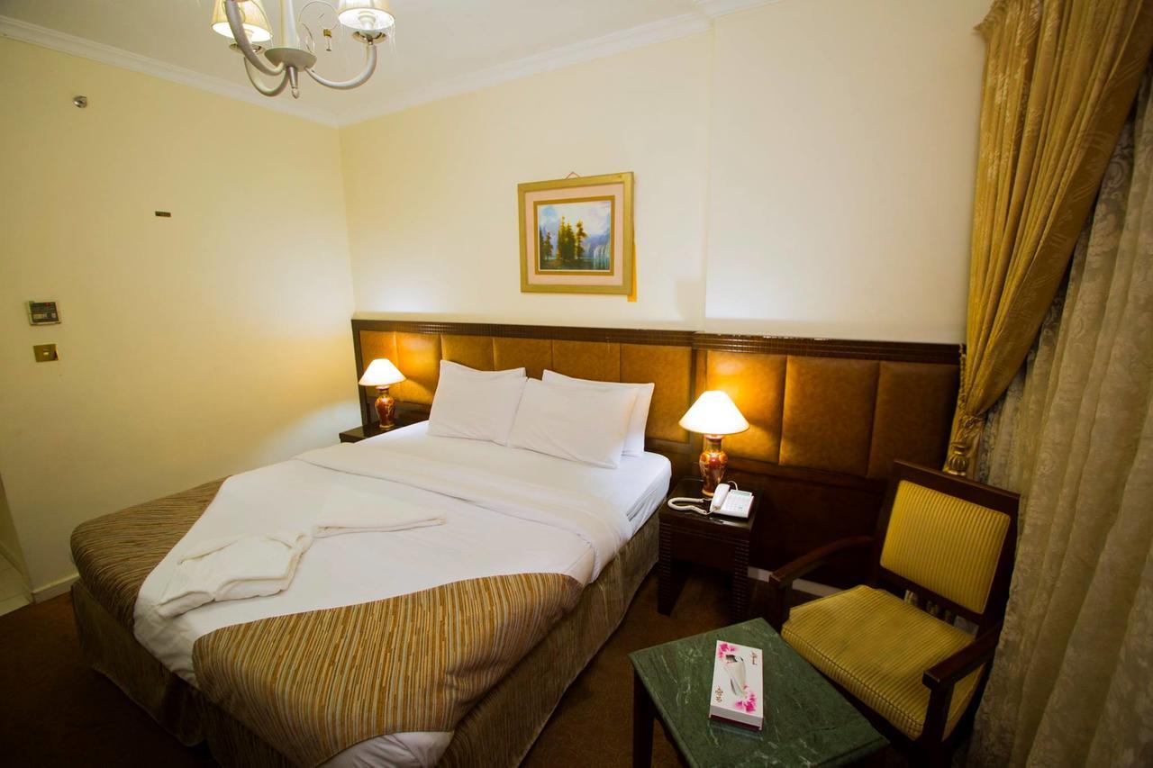 Anwar Al Zahraa Hotel Medina Екстер'єр фото